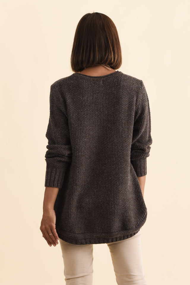 alt text|model:Cara image 5