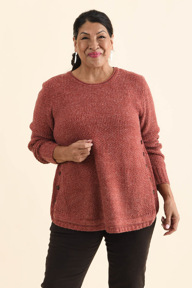 Lucas Rust Knit Button Jumper,Brunette model,alt text|model:Pilita image 8