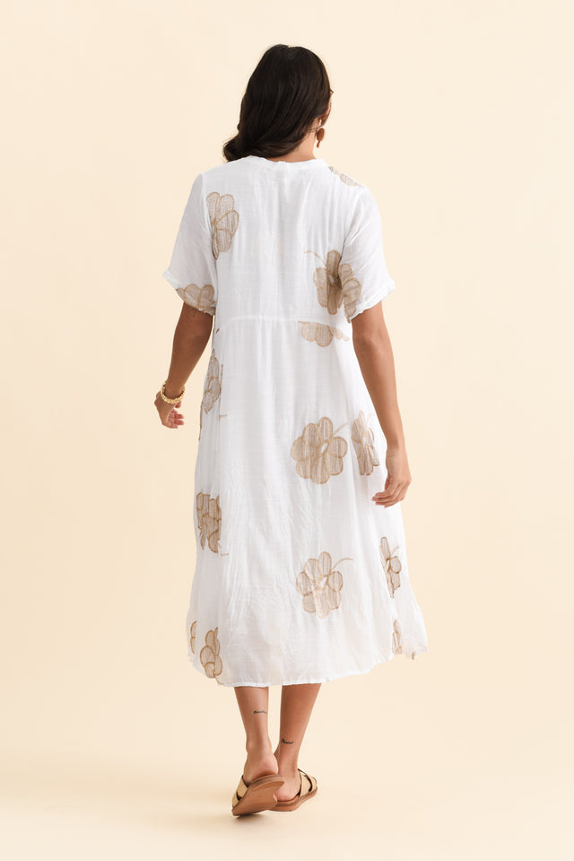 alt text|model:Brontie image 5