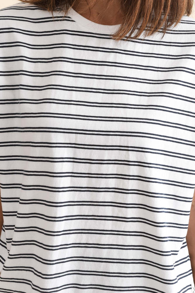 Luna Navy Stripe Cotton Tee,Detail,Brunette model,alt text|model:Cara image 5