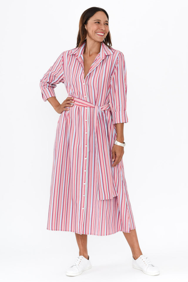 alt text|model:Cara image 3