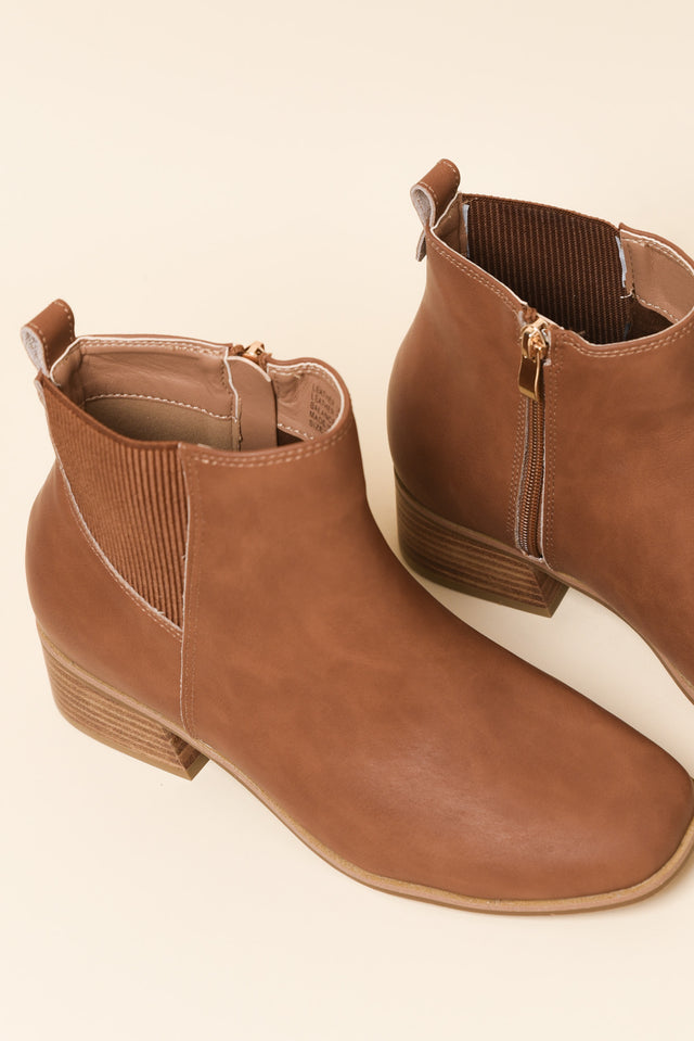 Lyra Tan Leather Heeled Boot image 4
