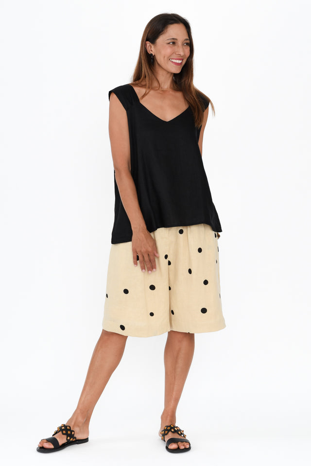 alt text|model:Cara image 7