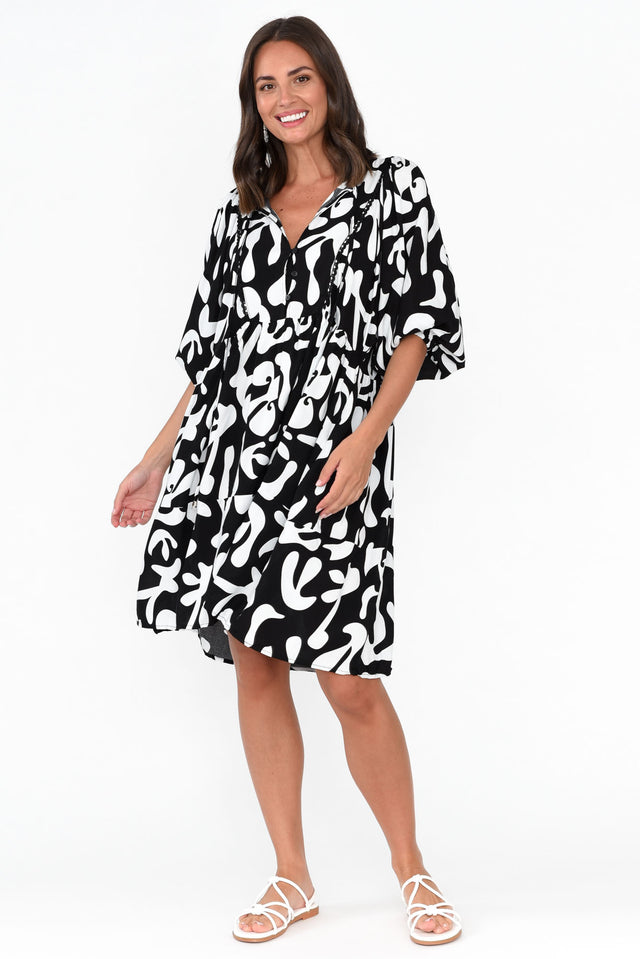 Lyric Black Abstract Pocket Dress