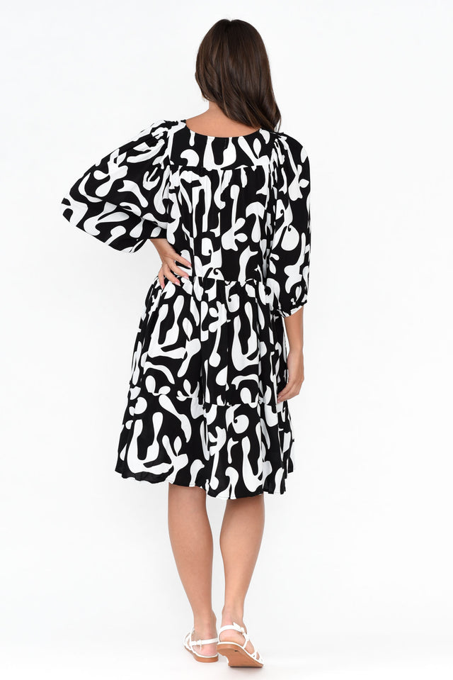 Lyric Black Abstract Pocket Dress
