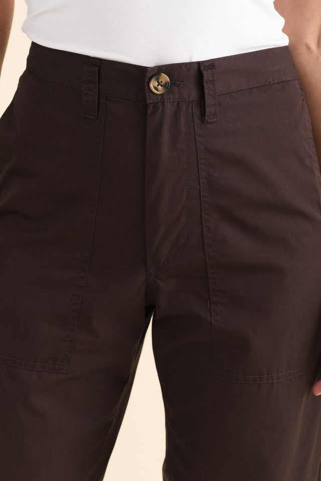 Mabel Chocolate Cotton Barrel Pants,Detail,Brunette model,alt text|model:Laura image 5
