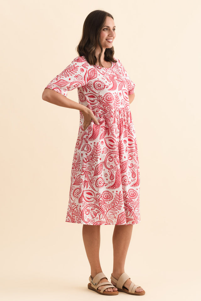 Mackie Red Abstract Cotton Pocket Dress,Brunette model,alt text|model:MJ image 4