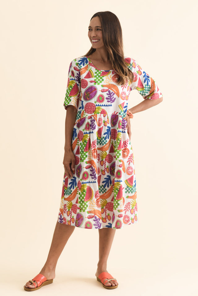 alt text|model:Cara image 7