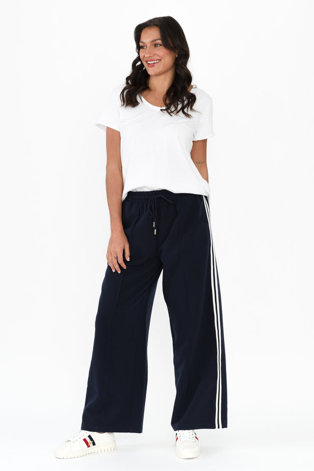 alt text|model:Brontie image 7