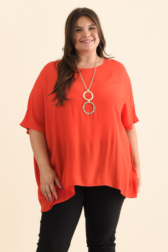 plus-size,curve-tops,plus-size-sleeved-tops,plus-size-work-edit,alt text|model:Gabby