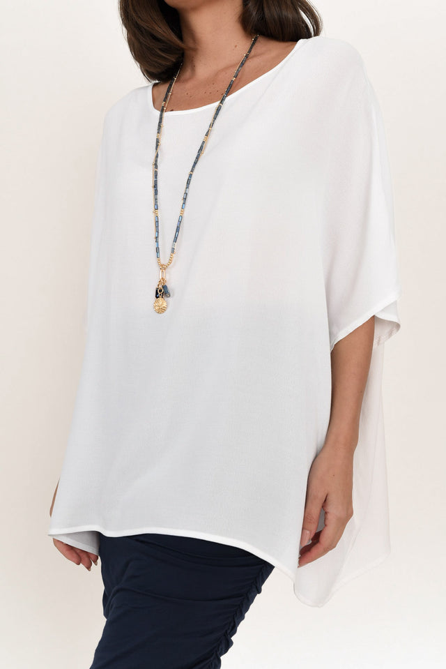 alt text|model:MJ image 8