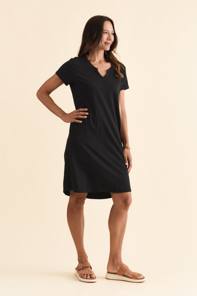 Mandy Black Cotton Tee Dress,Brunette model,alt text|model:Cara image 5