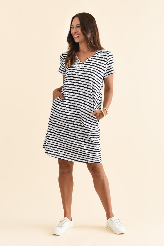 alt text|model:Cara image 8