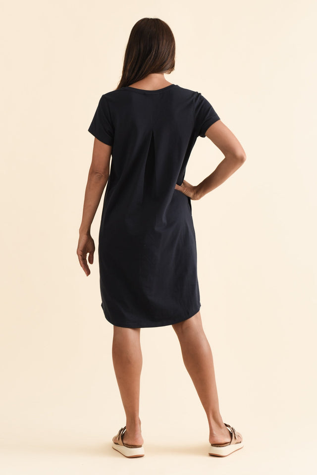 Mandy Navy Cotton Tee Dress,Brunette model,alt text|model:Cara image 6