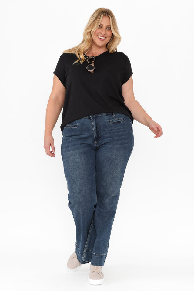 Manly Black Cotton Tee,Blonde model,alt text|model:Caitlin image 10