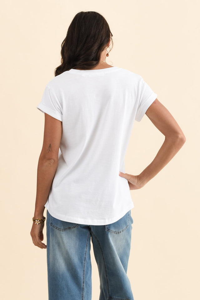 Manly White Cotton Tee,Brunette model,alt text|model:Brontie image 8