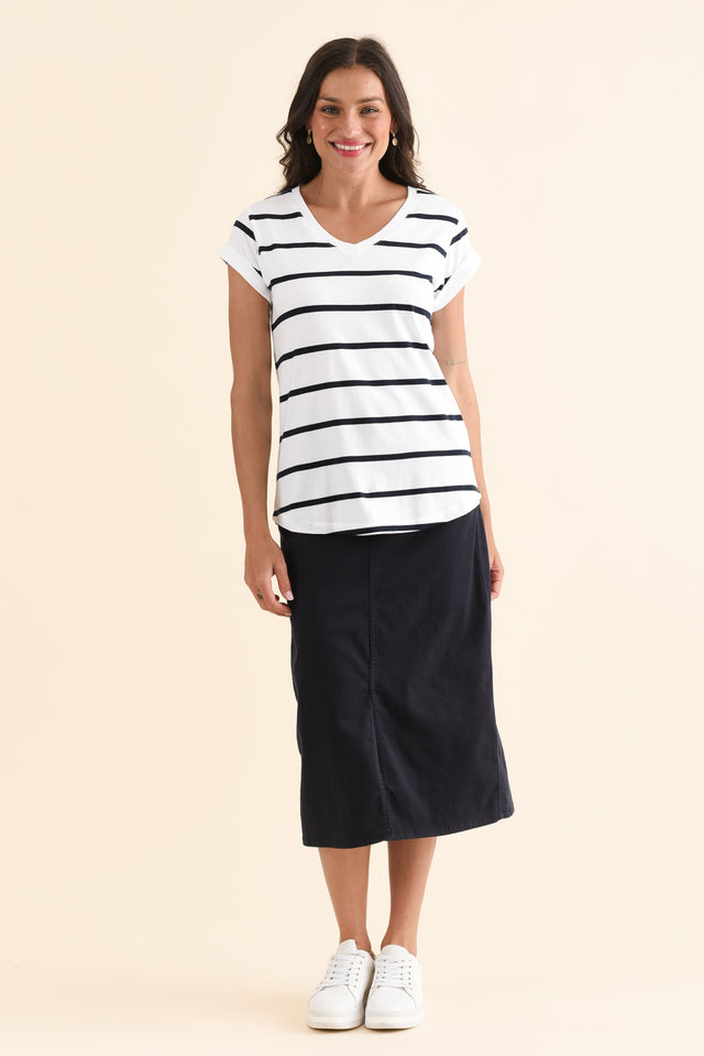 Manly White Stripe Cotton Vee Tee,Full Body,Brunette model,alt text|model:Brontie image 7