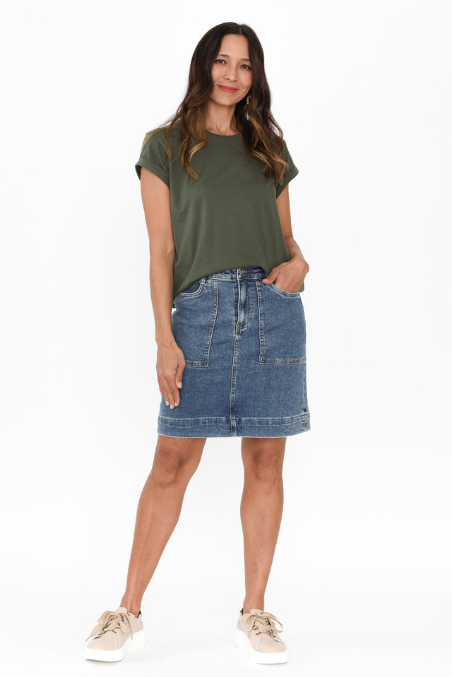 alt text|model:Cara image 7