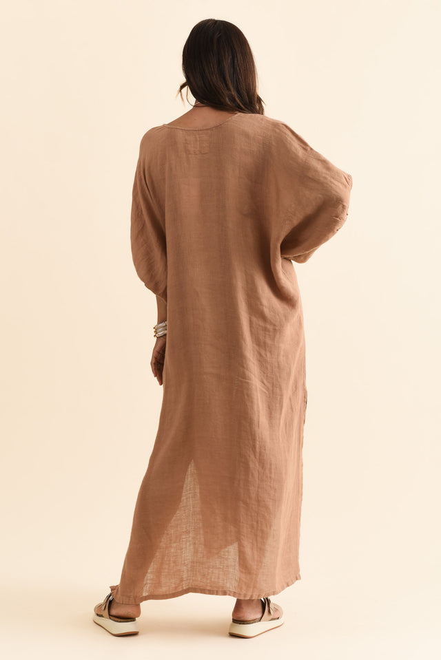 alt text|model:Cara image 6