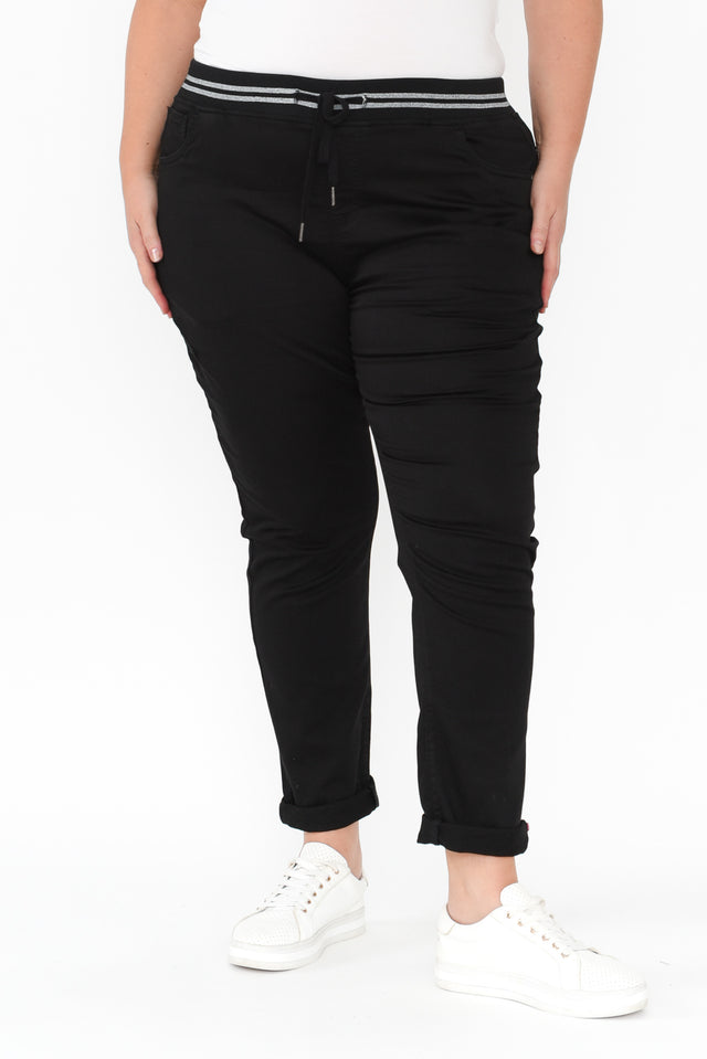 plus-size,curve-basics,curve-bottoms,plus-size-pants,plus-size-basic-bottoms,plus-size-winter-clothing,alt text|model:Caitlin