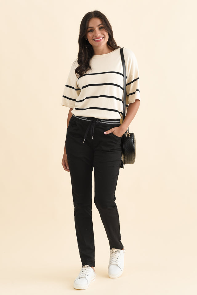 alt text|model:Brontie image 3