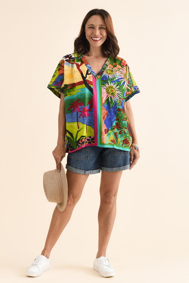 Marila Green Meadow Oversized Top,Full Body,Brunette model,alt text|model:Cara image 2