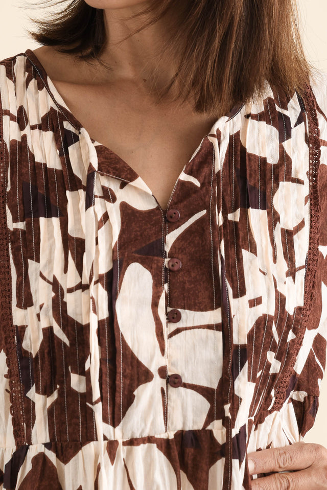 Marisol Chocolate Garden Crinkle Cotton Dress,Detail,Brunette model,alt text|model:Cara image 5