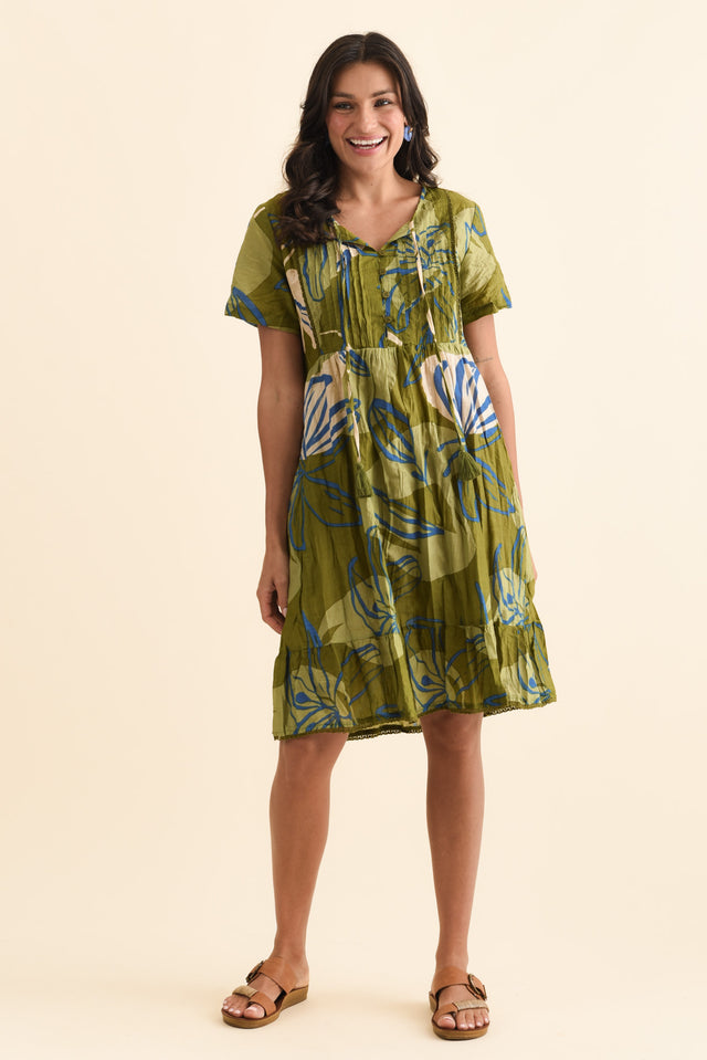 Marisol Olive Tiger Lily Crinkle Cotton Dress,Brunette model,alt text|model:Brontie image 7