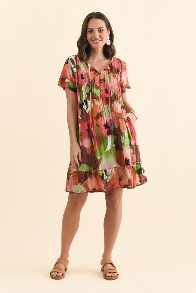 Marisol Pink Floral Crinkle Cotton Dress,Brunette model,alt text|model:MJ image 4
