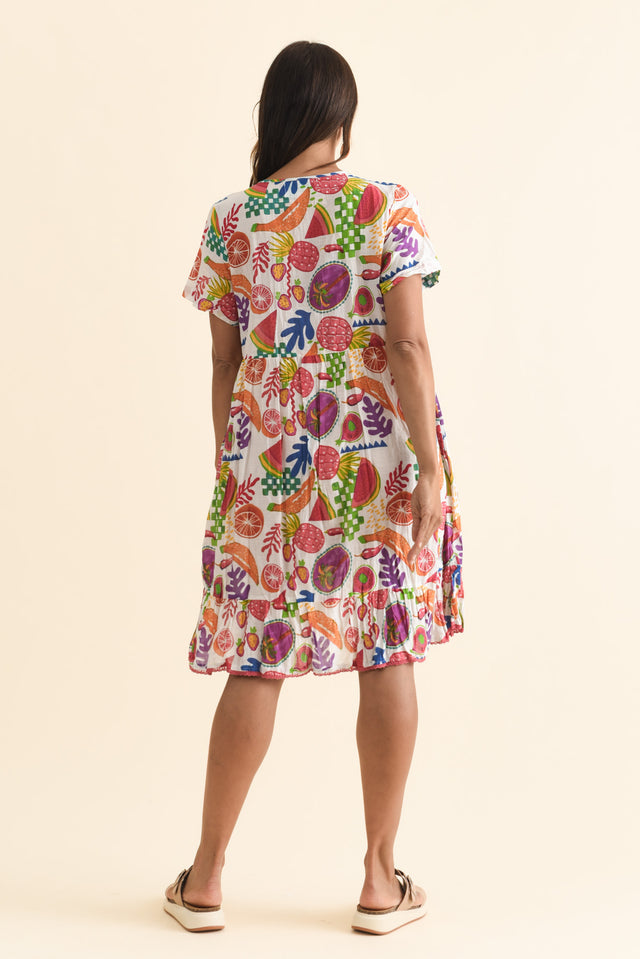 alt text|model:Cara image 5