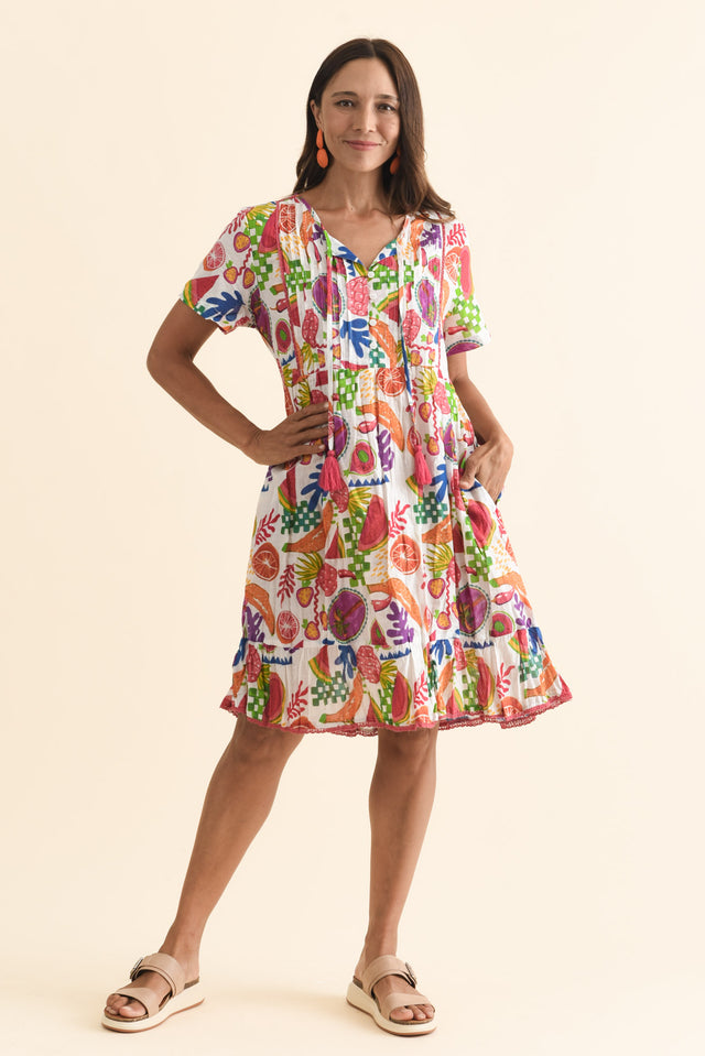 alt text|model:Cara image 3