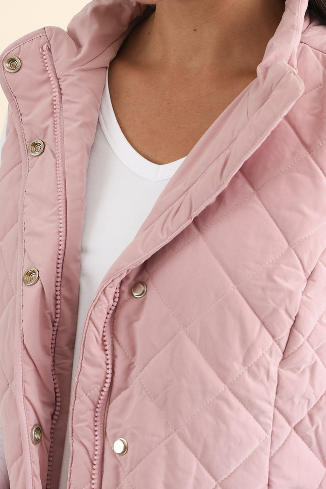 Max Pink Quilted Pocket Vest,Brunette model,alt text|model:Brontie image 7