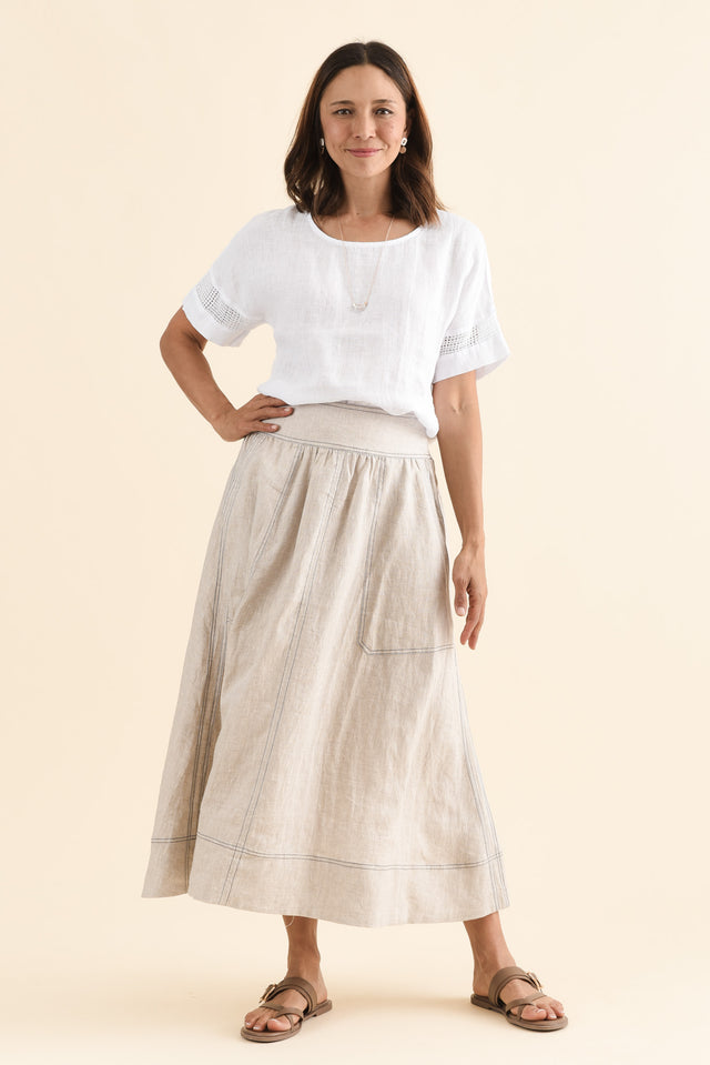 Mayan Natural Contrast Linen Pocket Skirt,Full Body,Brunette model,alt text|model:Cara