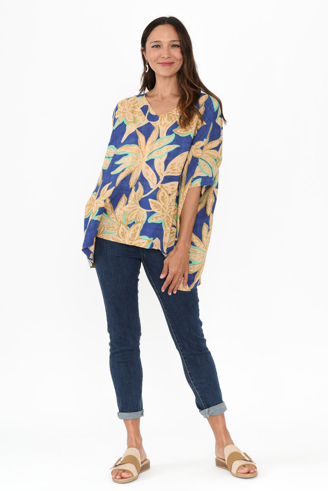 alt text|model:Cara image 7