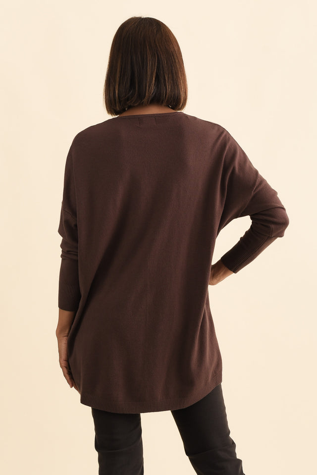 alt text|model:Cara image 4