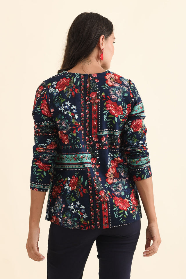 alt text|model:Brontie image 4