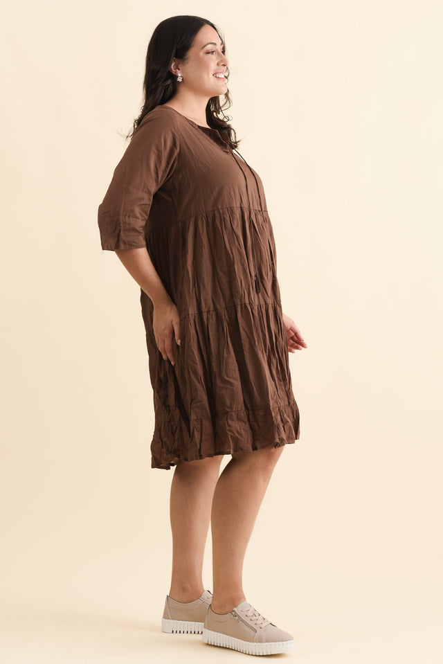 Milana Chocolate Crinkle Cotton Dress,Brunette model,alt text|model:Emilia image 12