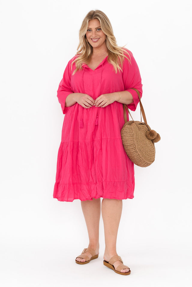plus-size,curve-dresses,plus-size-sleeved-dresses,plus-size-below-knee-dresses,plus-size-cotton-dresses,plus-size-summer-dresses,alt text|model:Caitlin image 8