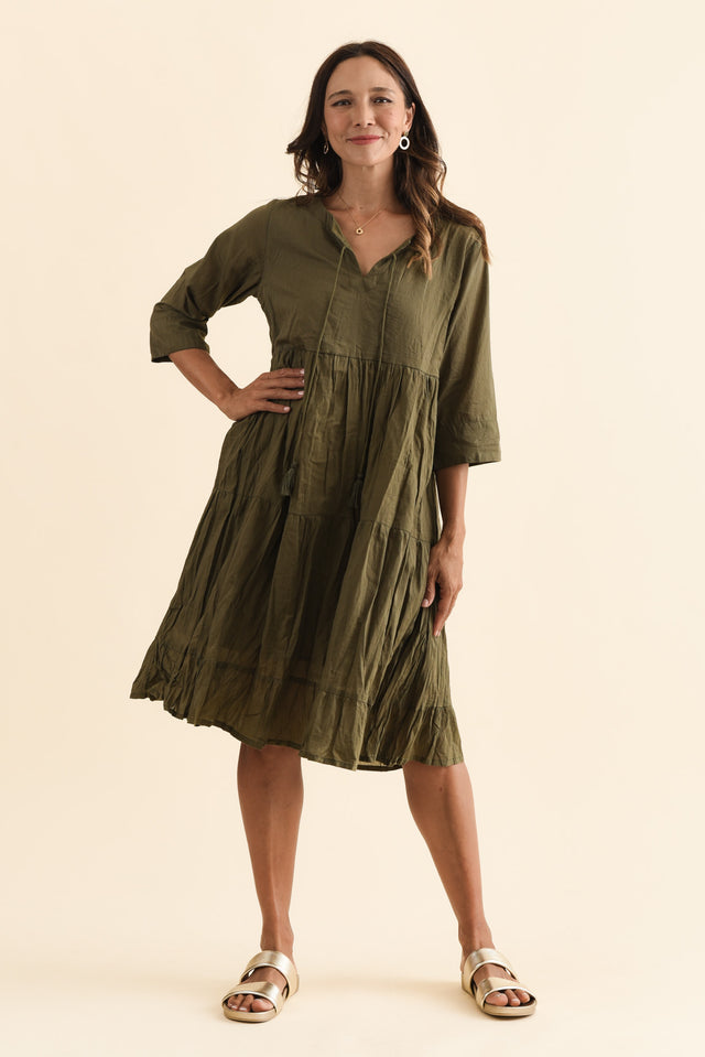 alt text|model:Cara image 2