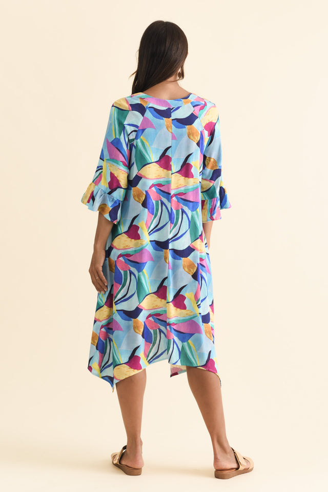 alt text|model:Cara image 5