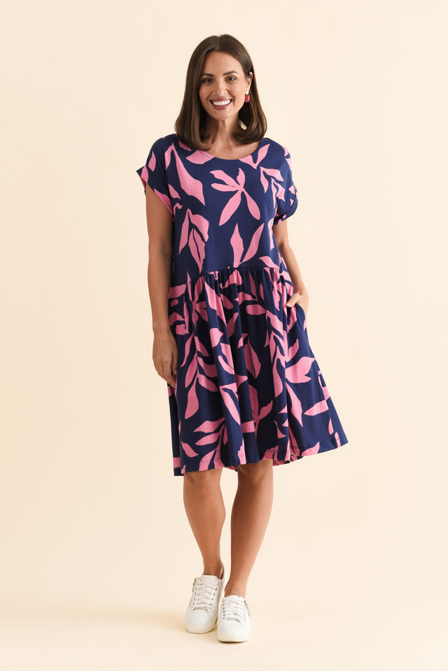 alt text|model:MJ image 3