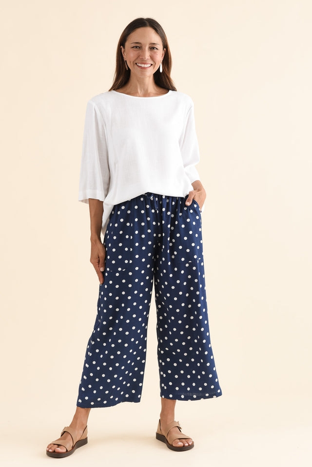 Minnelli Navy Spot Linen Cotton Pants,Full Body,Brunette model,alt text|model:Cara image 2