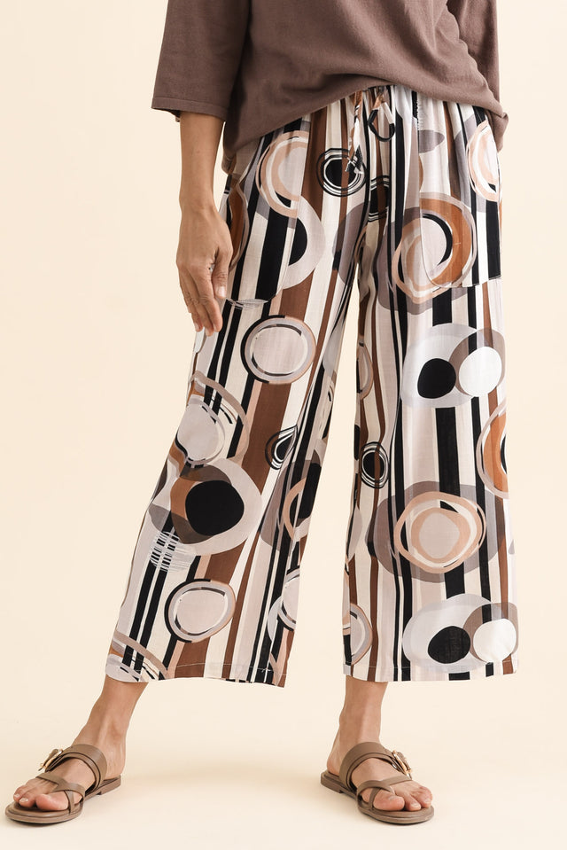 Minnelli Tan Geo Linen Cotton Pants,brunette model,Front of Outfit,alt text|model:Cara