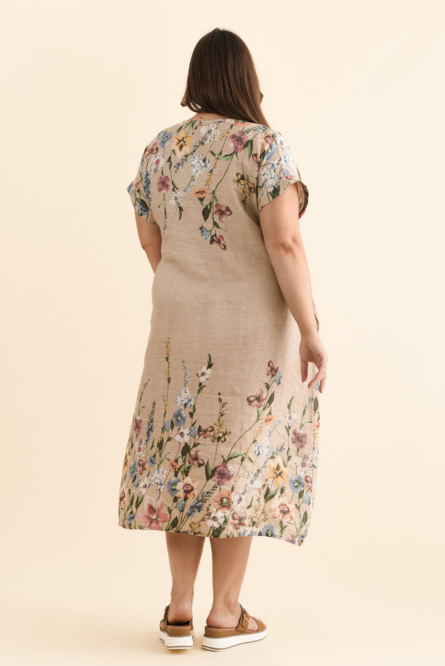 Morrison Beige Floral Linen Pocket Dress,Brunette model,alt text|model:Gabby image 11