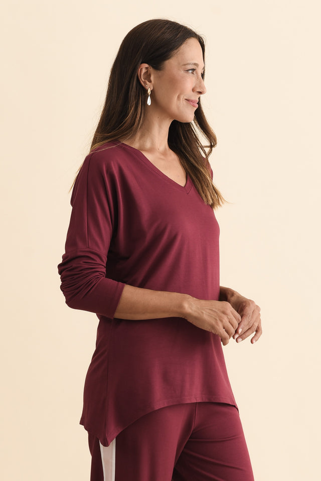 Munich Burgundy V Neck Top,Brunette model,alt text|model:Cara image 5
