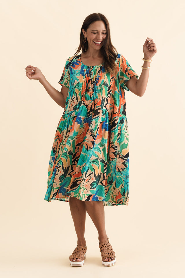 alt text|model:Cara image 4