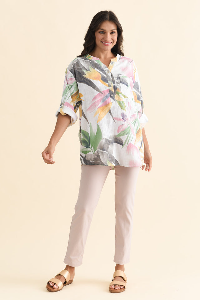 alt text|model:Brontie image 3