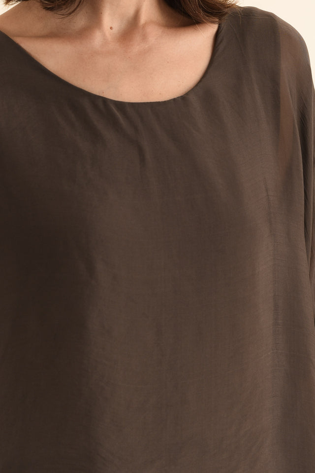 Myers Chocolate Silk Layer Top,Detail,Brunette model,alt text|model:Cara image 6