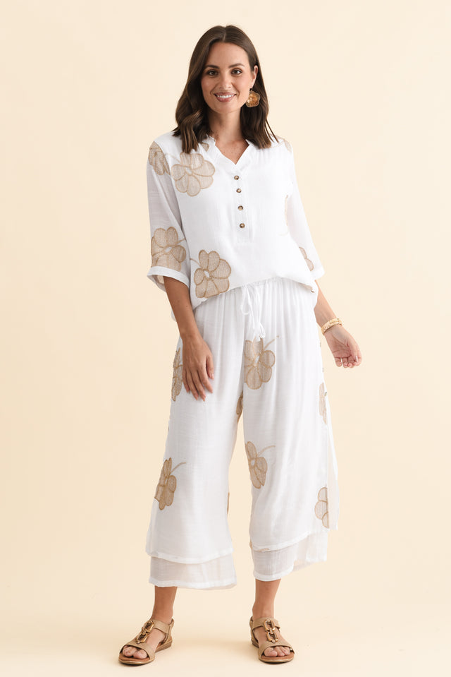 alt text|model:MJ image 3