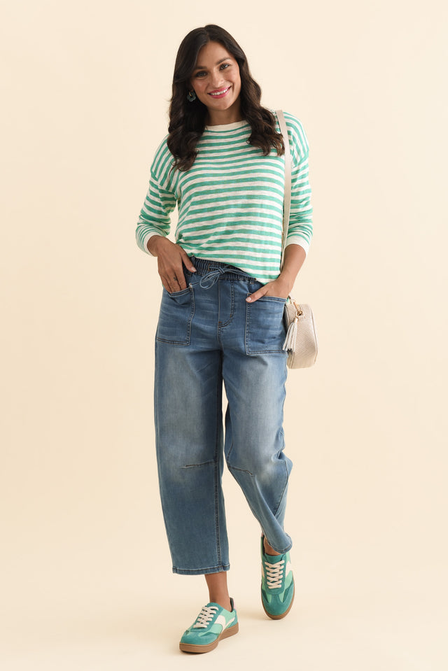 alt text|model:Brontie image 3